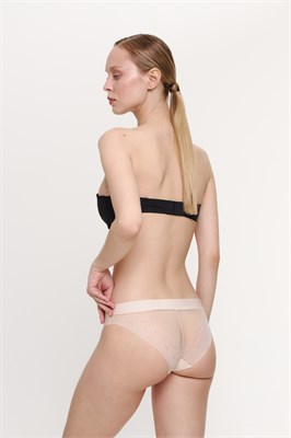 {{photo.Alt || photo.Description || 'Трусы бразильяна Fleur бежевый'}}